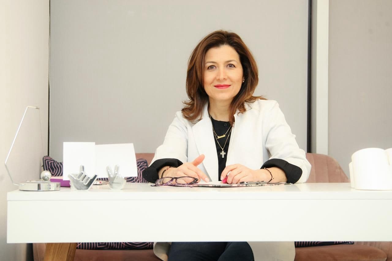 Dra. Marcela Castellanos Blanco, pediatra neonatóloga, en su consulta de la Clínica MEDS La Dehesa